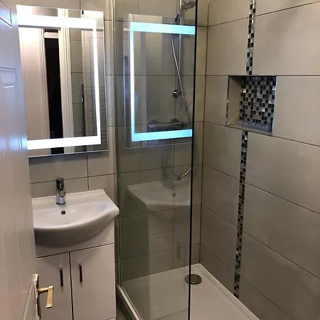 City Center Diamond Apartment